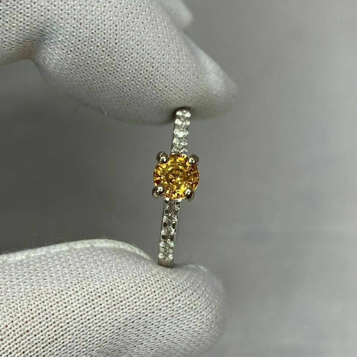 18k White Gold Plated Sapphire Diamond Ring R509081