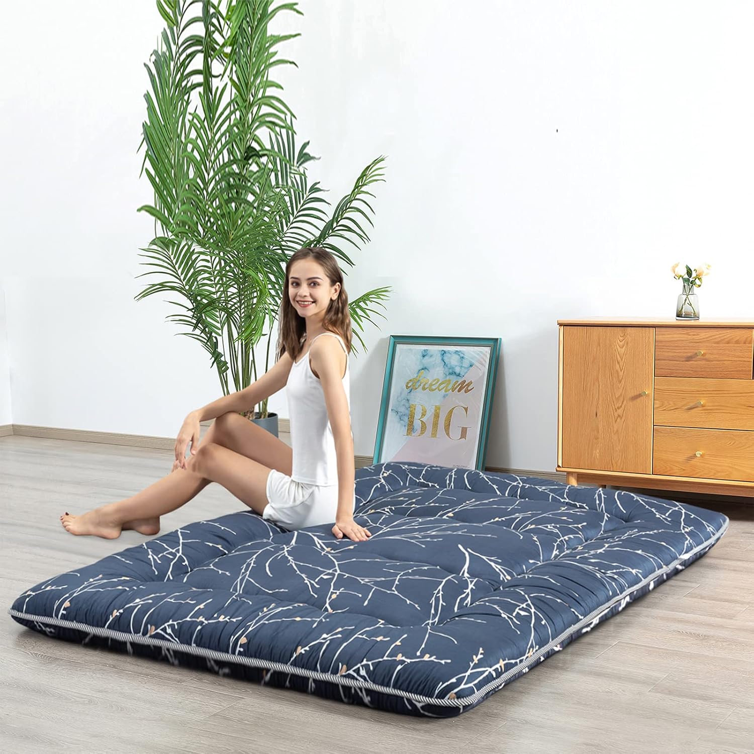 Black Queen Floor Mattress W926