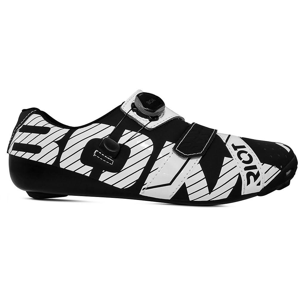 Black/White Standard W75679
