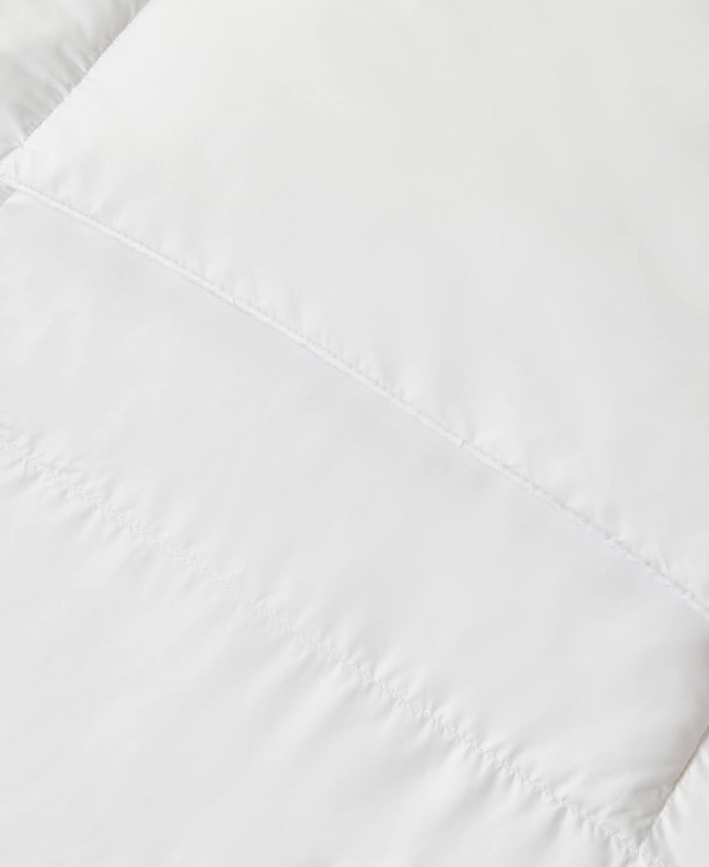 White Down Fiber Comforter - King L4673