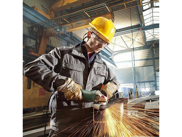 Angle Grinder with Non-Locking Switch D97173