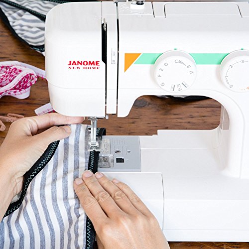 White Sewing Machine with 19 Stitches Z4344