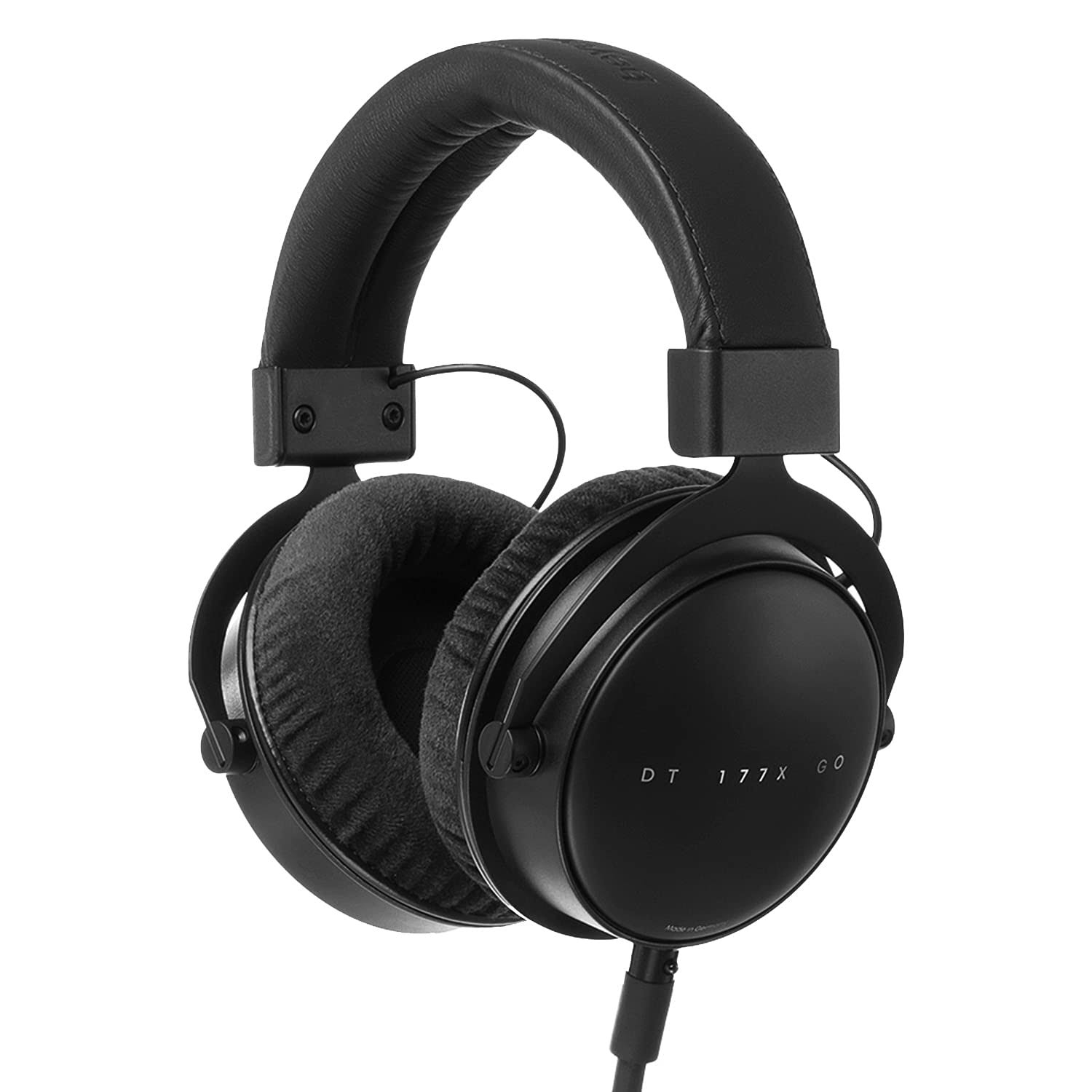 Closed-Back Over-Ear Headphones P16196