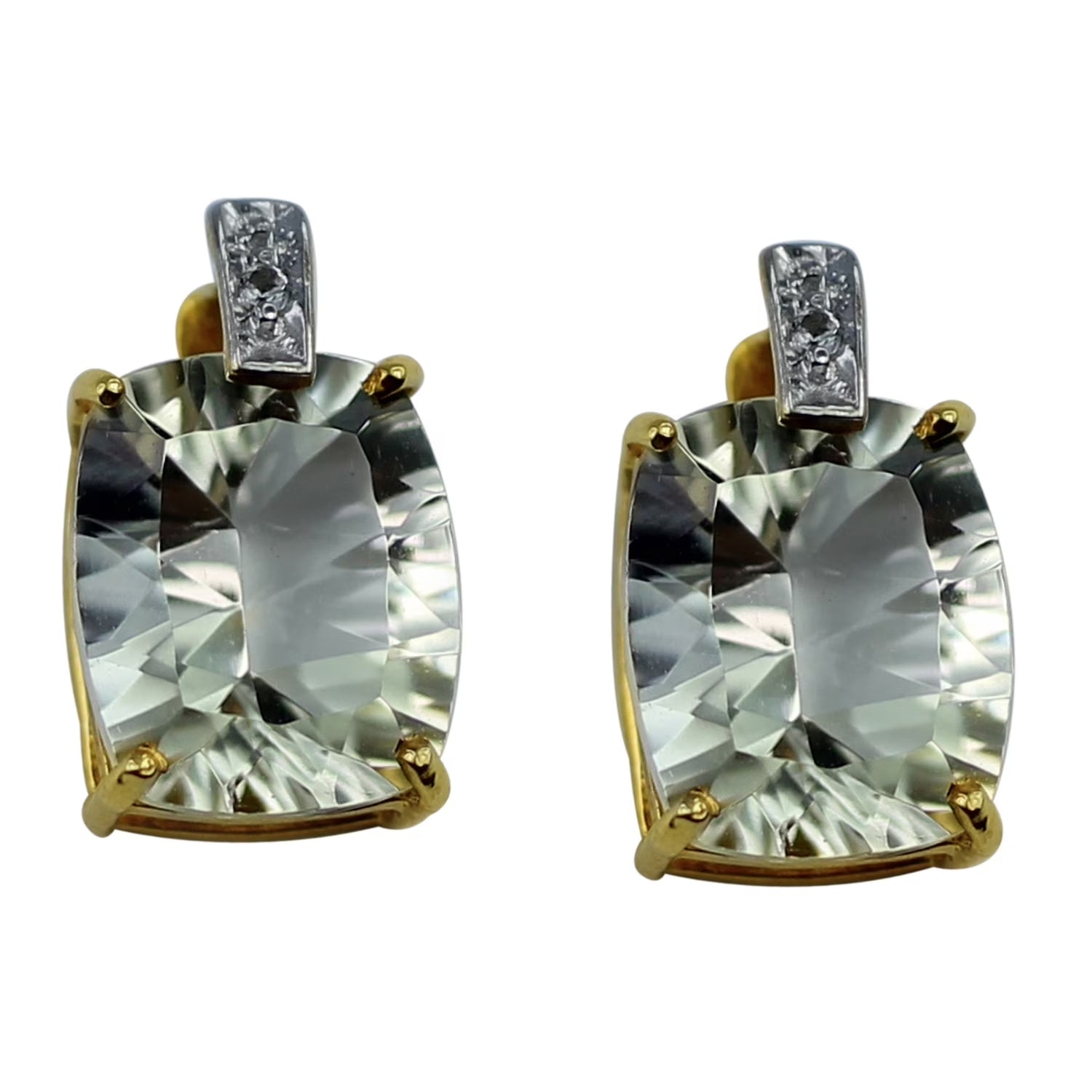 18K Yellow Gold Stud Earrings A911