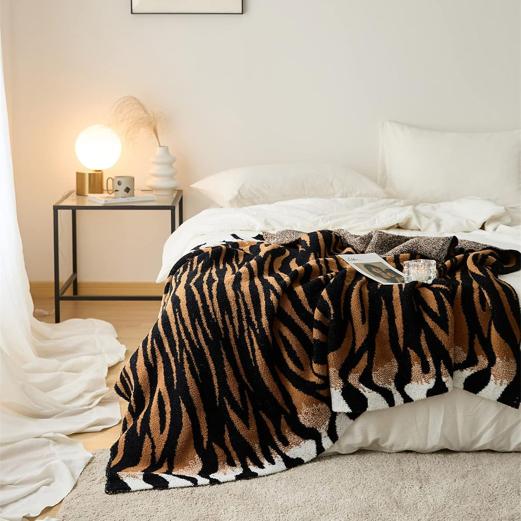Leopard Cable Knitted Throw Blanket M4567