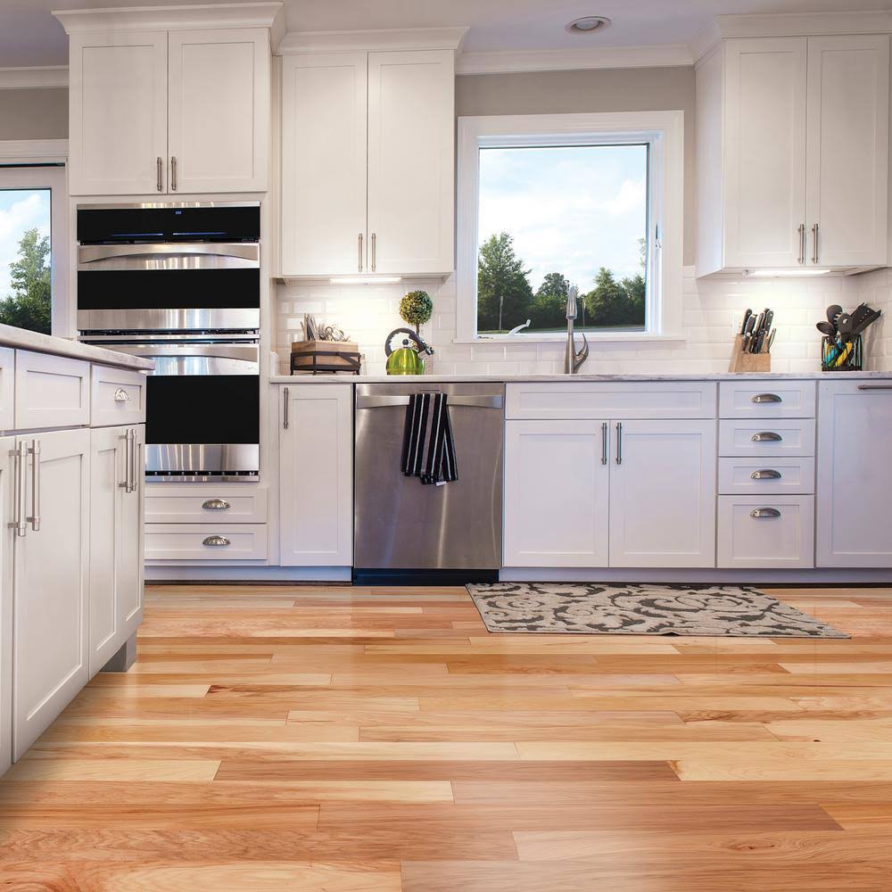 Vintage Hickory Natural 1/2 in. Thick x 5 in. Wide x Random Length Engineered Hardwood Flooring C267738