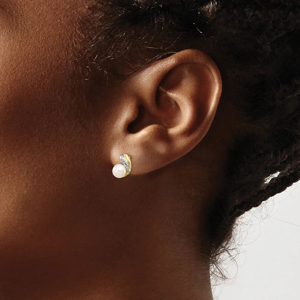 14k White Round Pearl Diamond Post Earrings W91451
