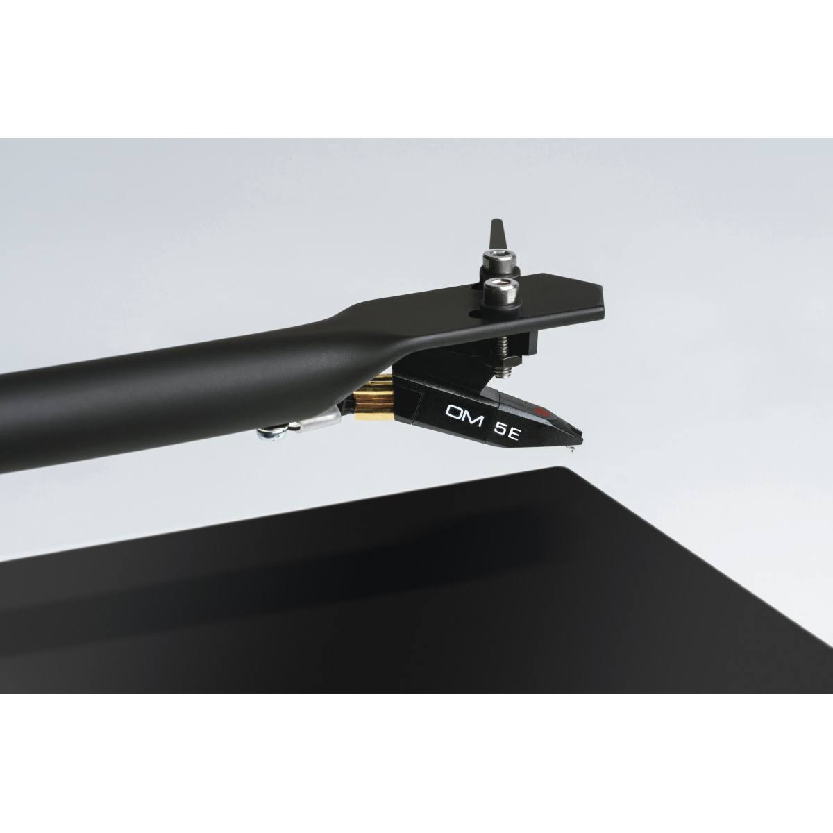 Piano Black Turntable with Built-in Preamp and Bluetooth Transmitter B91948