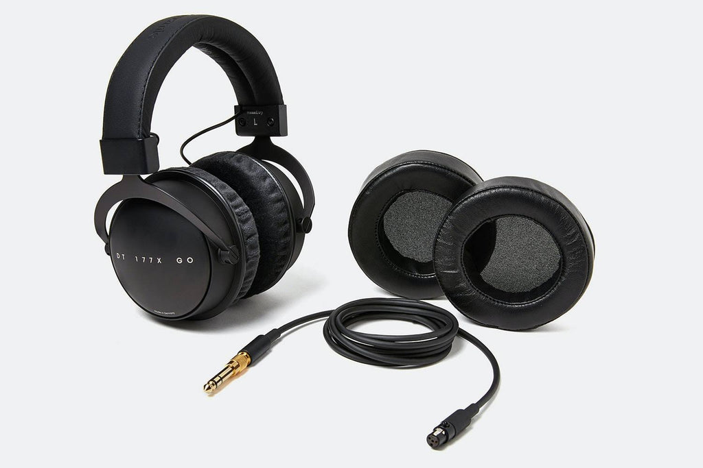 Closed-Back Over-Ear Headphones P16196